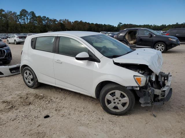 1G1JA6SH5G4112585 - 2016 CHEVROLET SONIC LS WHITE photo 4