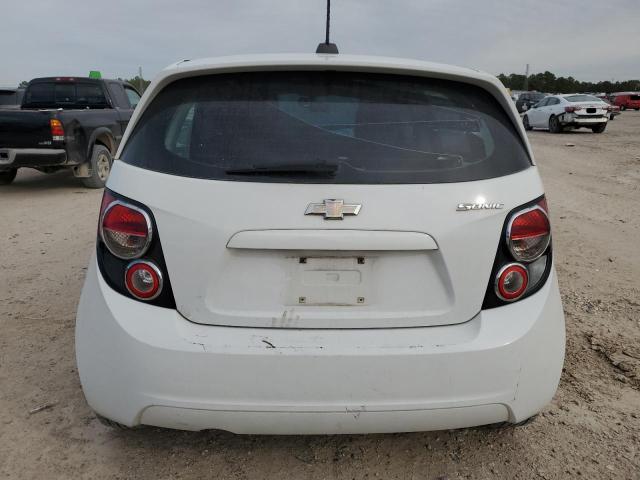 1G1JA6SH5G4112585 - 2016 CHEVROLET SONIC LS თეთრი ფოტო 6