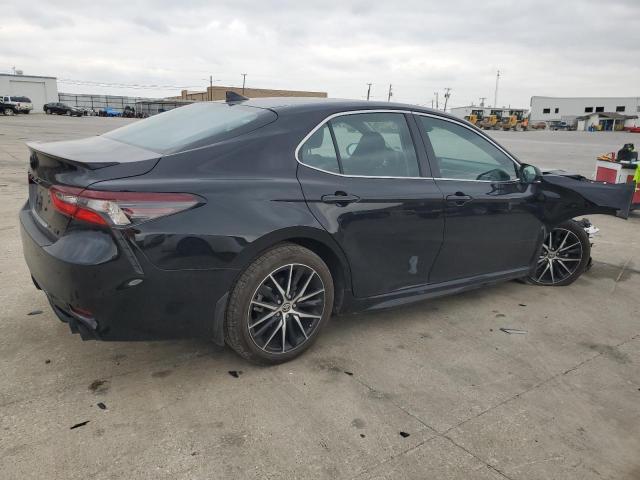 4T1G11AK6PU824777 - 2023 TOYOTA CAMRY SE NIGHT SHADE BLACK photo 3