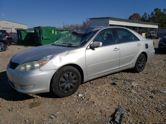 4T1BE32K05U593607 - 2005 TOYOTA CAMRY LE SILVER photo 1