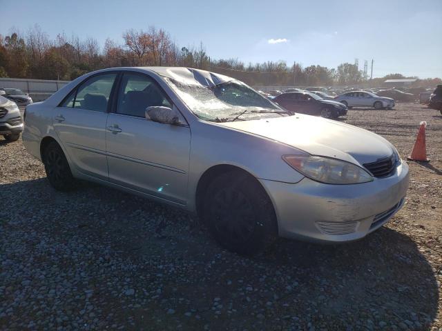 4T1BE32K05U593607 - 2005 TOYOTA CAMRY LE SILVER photo 4