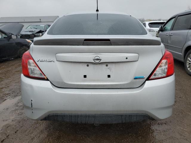 3N1CN7AP8GL828526 - 2016 NISSAN VERSA S SILVER photo 6