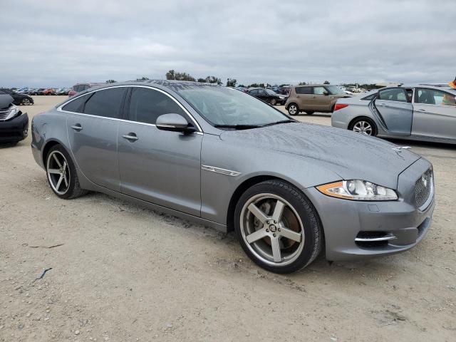 SAJWA1C7XD8V49770 - 2013 JAGUAR XJ GRAY photo 4