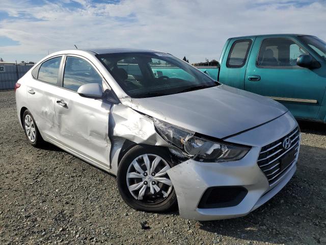 3KPC24A69LE094022 - 2020 HYUNDAI ACCENT SE SILVER photo 4