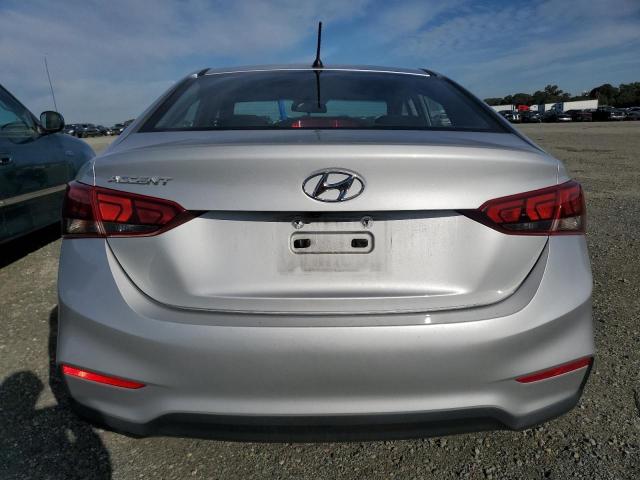 3KPC24A69LE094022 - 2020 HYUNDAI ACCENT SE SILVER photo 6