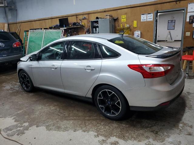 1FADP3F23EL207646 - 2014 FORD FOCUS SE SILVER photo 2