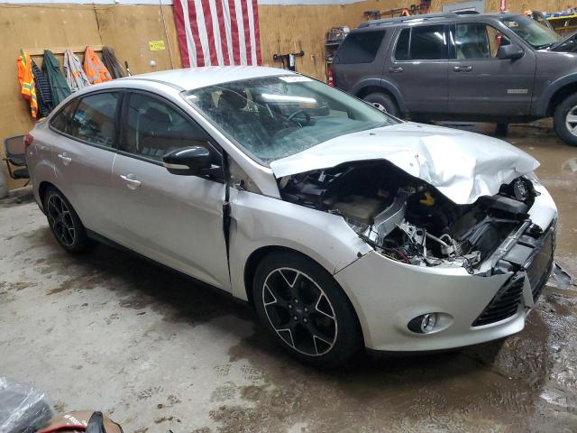 1FADP3F23EL207646 - 2014 FORD FOCUS SE SILVER photo 4