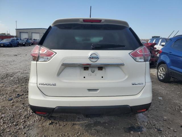 5N1AT2MVXFC757715 - 2015 NISSAN ROGUE S WHITE photo 6