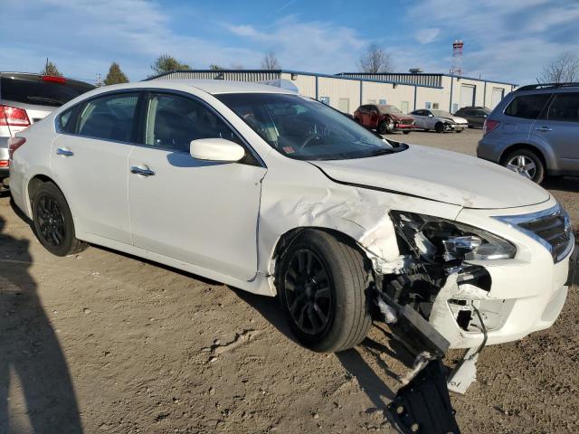 1N4AL3AP4DN418925 - 2013 NISSAN ALTIMA 2.5 WHITE photo 4