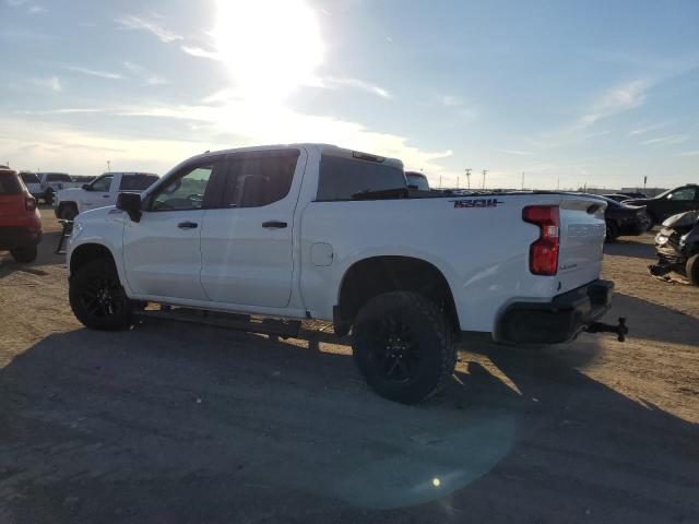 1GCPYFED5NZ153711 - 2022 CHEVROLET SILVERADO K1500 LT TRAIL BOSS WHITE photo 2