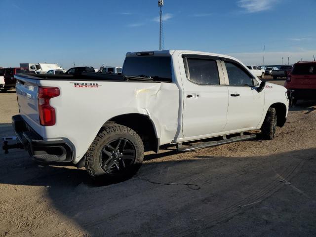 1GCPYFED5NZ153711 - 2022 CHEVROLET SILVERADO K1500 LT TRAIL BOSS WHITE photo 3