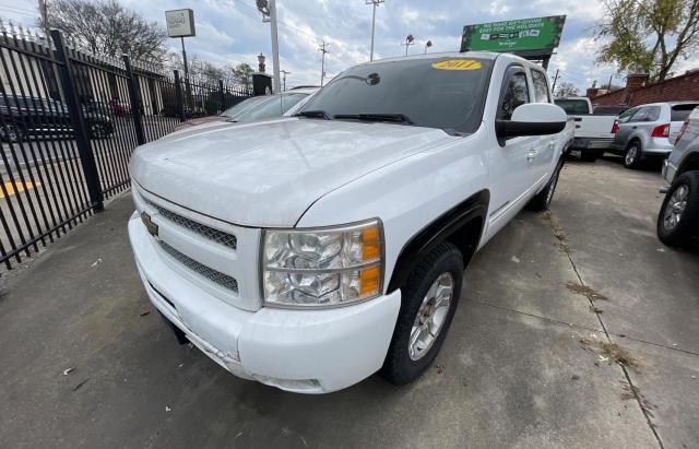 3GCPKSE34BG338300 - 2011 CHEVROLET SILVERADO K1500 LT WHITE photo 2