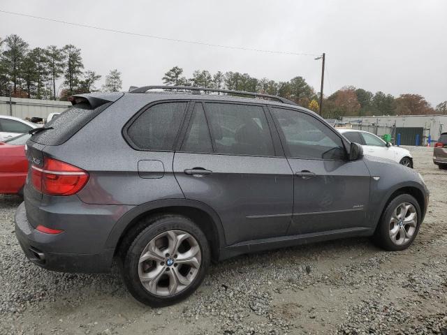 5UXZV8C52D0C15787 - 2013 BMW X5 XDRIVE50I GRAY photo 3