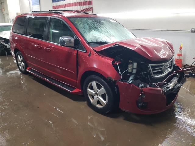 2V8HW64X39R550683 - 2009 VOLKSWAGEN ROUTAN SEL PREMIUM RED photo 4