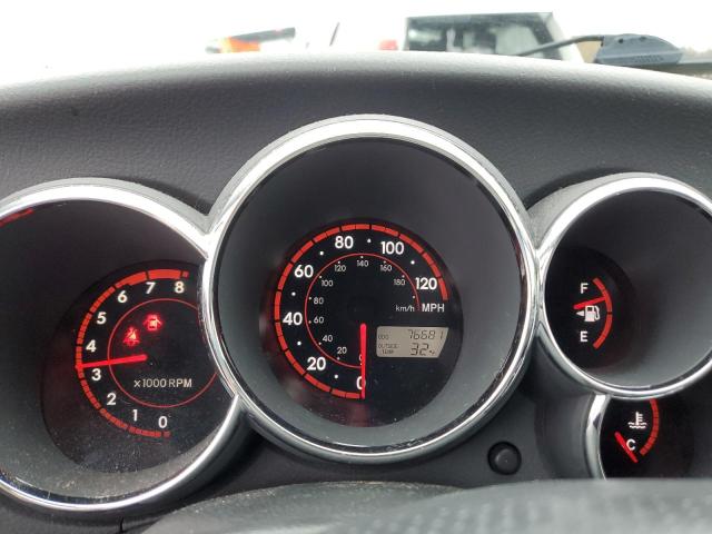 2T1KR32E85C369744 - 2005 TOYOTA COROLLA MA XR SILVER photo 9