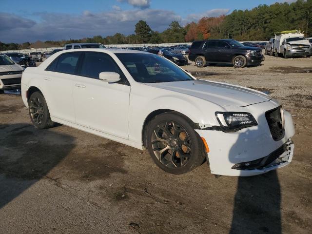 2C3CCABG4HH646514 - 2017 CHRYSLER 300 S WHITE photo 4