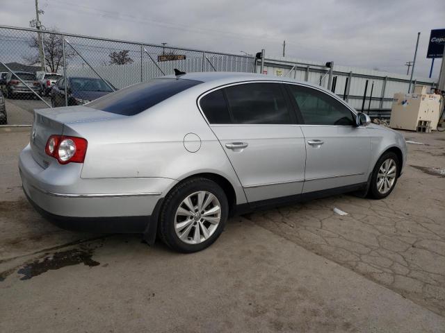 WVWJK7AN9AE068450 - 2010 VOLKSWAGEN PASSAT KOMFORT SILVER photo 3