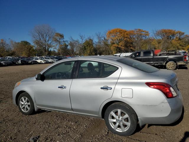 3N1CN7AP2CL938479 - 2012 NISSAN VERSA S SILVER photo 2