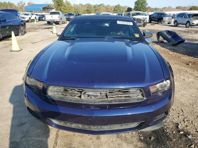 1ZVBP8AM2C5208311 - 2012 FORD MUSTANG BLUE photo 5