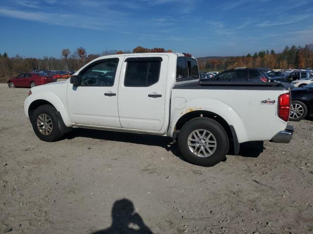 1N6AD0EV1EN715373 - 2014 NISSAN FRONTIER S WHITE photo 2