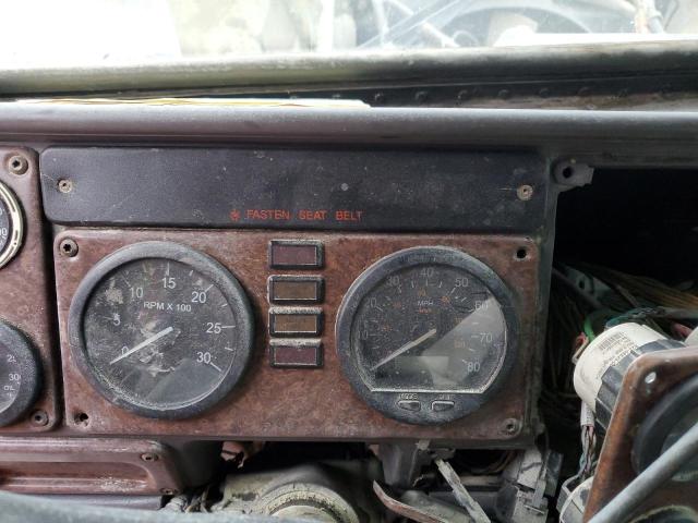 1FUJF6CV06DV58437 - 2006 FREIGHTLINER CONVENTION CLASSIC 120 Սպիտակ լուսանկար 8