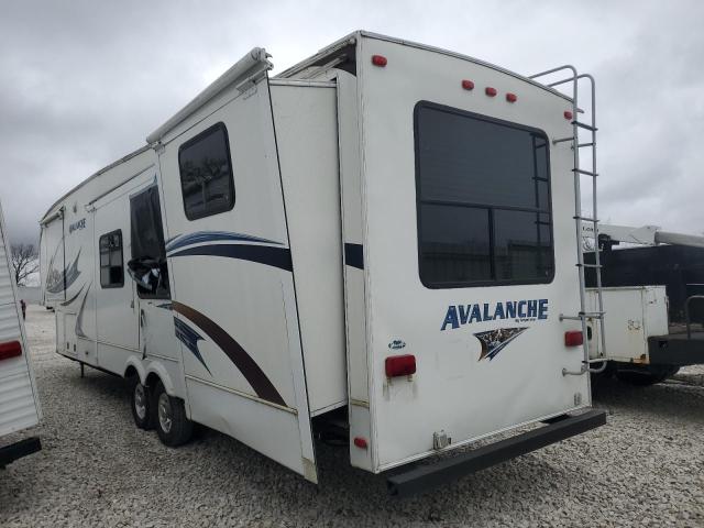 4YDF34124CE760669 - 2012 KEYSTONE AVALANCHE თეთრი ფოტო 3