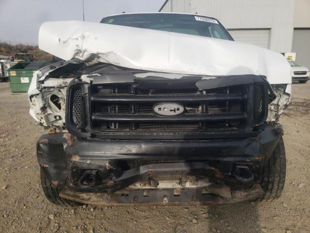 1FTNF21L63EC87750 - 2003 FORD F250 SUPER DUTY WHITE photo 5