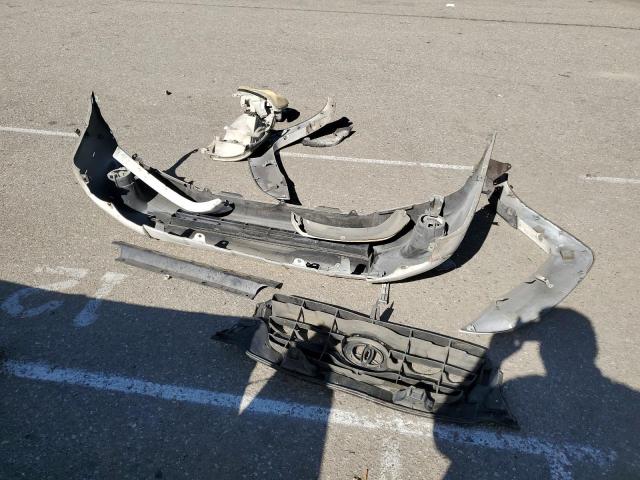 5TETX62N77Z461047 - 2007 TOYOTA TACOMA PRERUNNER ACCESS CAB WHITE photo 12