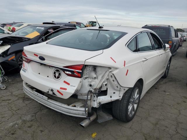 3FA6P0PU1HR153485 - 2017 FORD FUSION SE PHEV WHITE photo 3