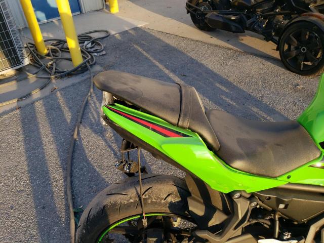 ML5EXER18PDAA7932 - 2023 KAWASAKI EX650 R Зеленый фото 6