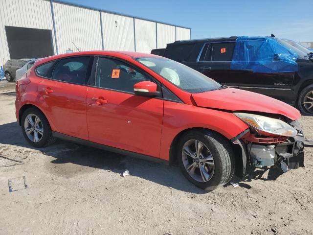 1FADP3K24EL462781 - 2014 FORD FOCUS SE RED photo 4