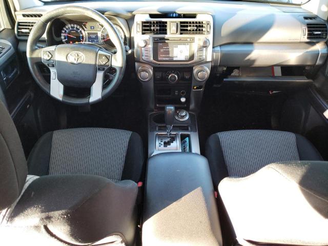 JTEBU5JR2J5524029 - 2018 TOYOTA 4RUNNER SR5/SR5 PREMIUM 银色 照片 8