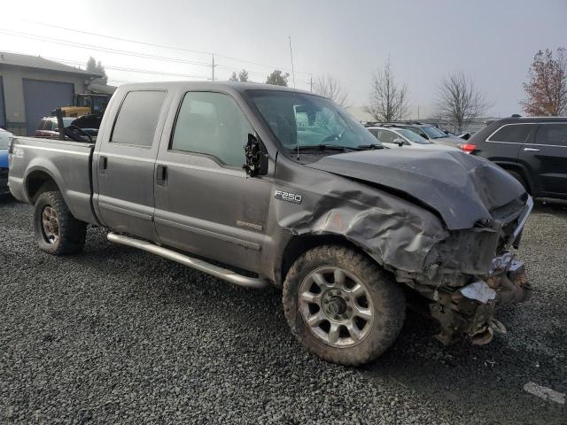 1FTNW21P04ED07320 - 2004 FORD F250 SUPER DUTY GRAY photo 4