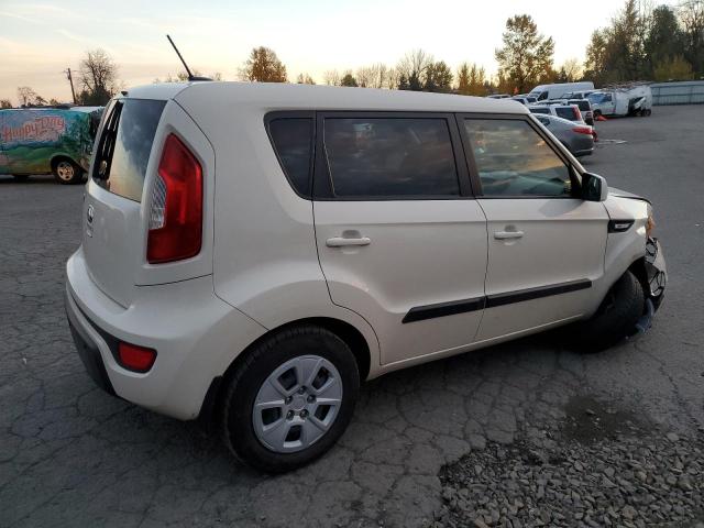 KNDJT2A5XD7770401 - 2013 KIA SOUL WHITE photo 3