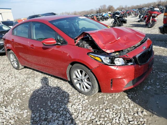 3KPFL4A70HE111526 - 2017 KIA FORTE LX RED photo 4