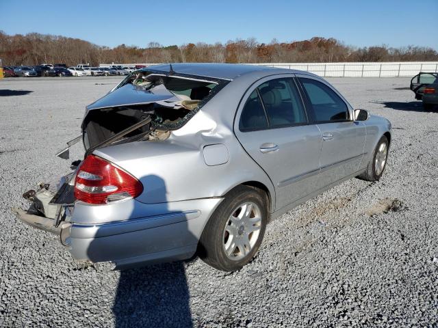 WDBUF65J64A518715 - 2004 MERCEDES-BENZ E 320 SILVER photo 3