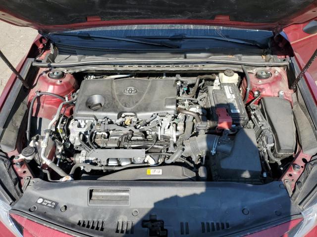 4T1B11HK9JU611295 - 2018 TOYOTA CAMRY L RED photo 11