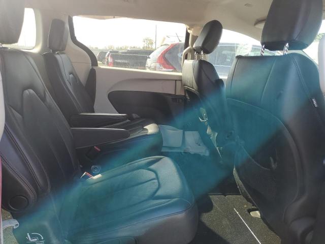 2C4RC1BG5HR533879 - 2017 CHRYSLER PACIFICA TOURING L RED photo 11