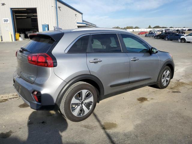 KNDCB3LC9N5533991 - 2022 KIA NIRO LX SILVER photo 3