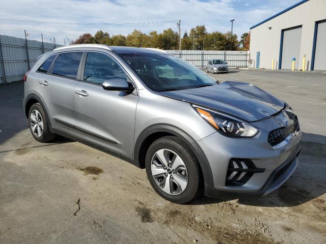 KNDCB3LC9N5533991 - 2022 KIA NIRO LX SILVER photo 4