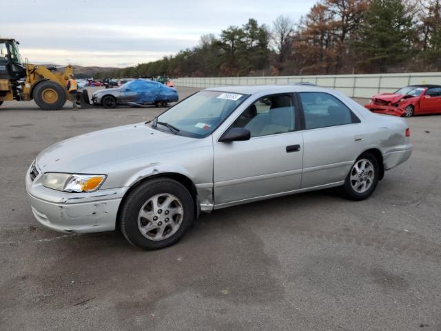 2000 TOYOTA CAMRY LE, 