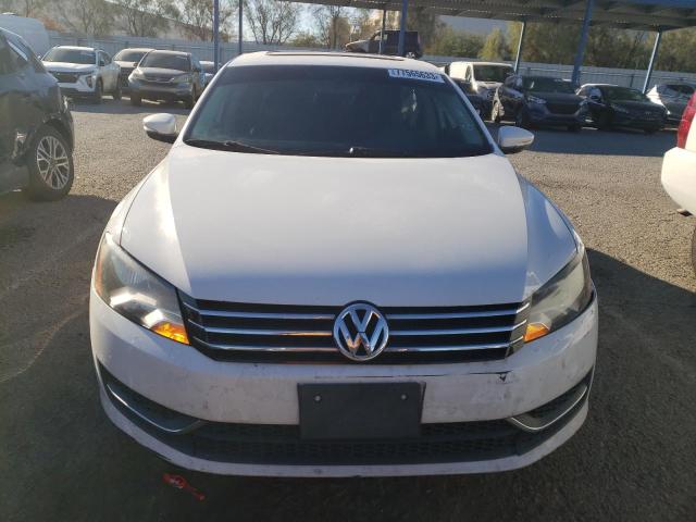 1VWBP7A36CC051167 - 2012 VOLKSWAGEN PASSAT SE WHITE photo 5