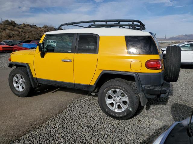 JTEBU11F270008032 - 2007 TOYOTA FJ CRUISER YELLOW photo 2