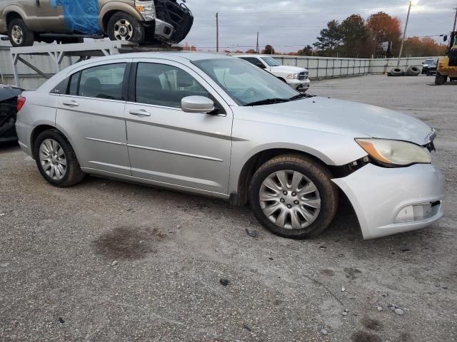 1C3CCBABXCN190529 - 2012 CHRYSLER 200 LX SILVER photo 4