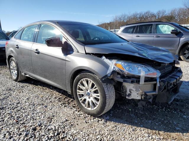 1FAHP3F20CL333607 - 2012 FORD FOCUS SE GRAY photo 4