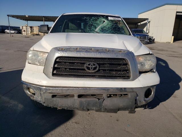 5TFDV541X8X073107 - 2008 TOYOTA TUNDRA CREWMAX WHITE photo 5