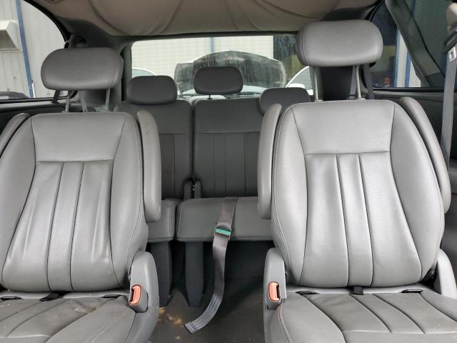 2A4GP54L56R818067 - 2006 CHRYSLER TOWN & COU TOURING SILVER photo 10