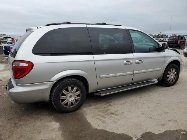2A4GP54L56R818067 - 2006 CHRYSLER TOWN & COU TOURING SILVER photo 3
