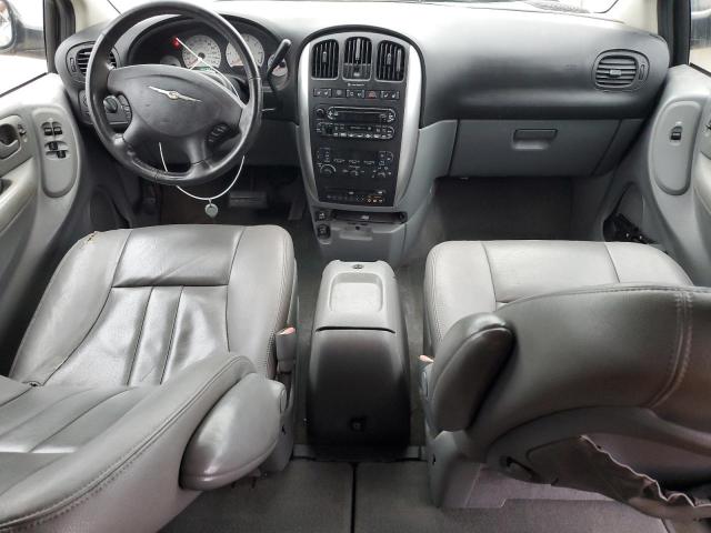 2A4GP54L56R818067 - 2006 CHRYSLER TOWN & COU TOURING SILVER photo 8