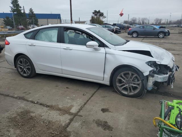 3FA6P0CD0LR235769 - 2020 FORD FUSION SEL WHITE photo 4